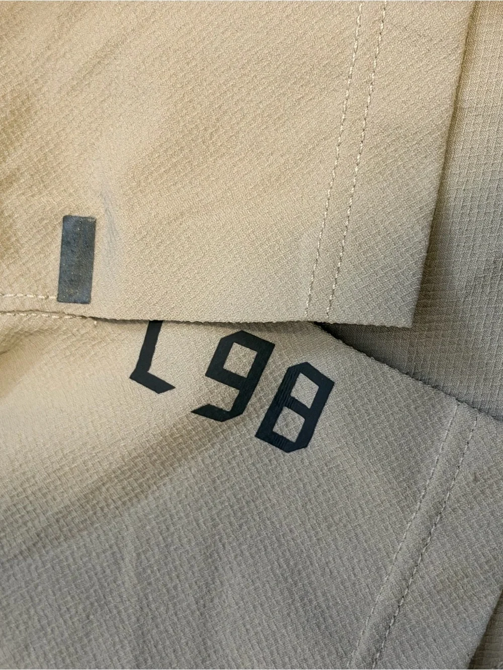 lululemon athletica men’s license to train linerless khaki shorts